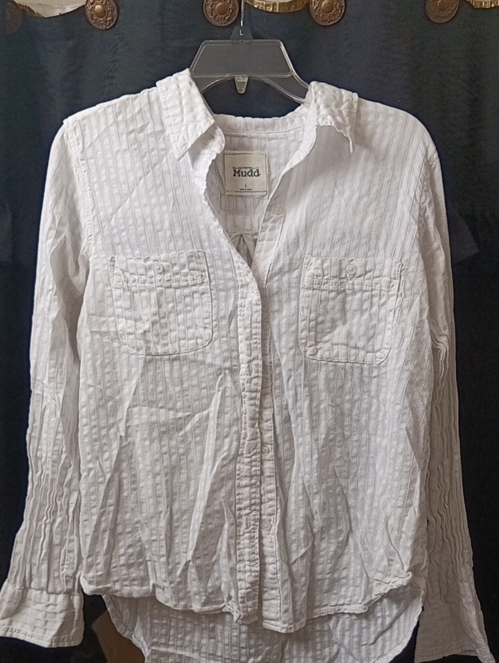 Mudd White Textured Button-Down Shirt